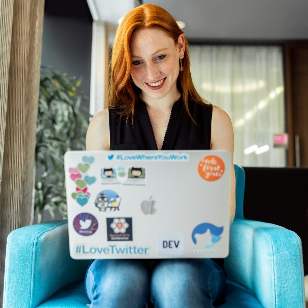 hirerock-developer-girl